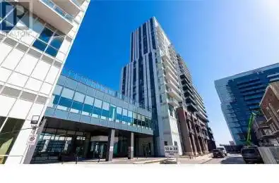 10 Crescent Unit 207 Vaughan Ontario L4K0N6