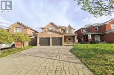 33 Drive Richmond Hill Ontario L4C0P8