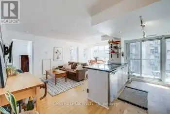 15 Stafford St Unit# 605, Toronto, Ontario M5V 3X6, 2 Bedrooms Bedrooms, 6 Rooms Rooms,1 BathroomBathrooms,Condo,Sold,Stafford,C9295170