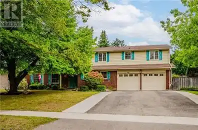 414 Drive Waterloo Ontario N2L2P8