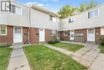 63 EMPIRE Street Unit# 9, Welland (773 - Lincoln/Crowland), Ontario L3B2L3, 3 Bedrooms Bedrooms, ,1 BathroomBathrooms,All Houses,For Sale,EMPIRE,X9414408