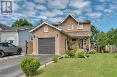 496 Avenue Kingston Ontario K7M8P6