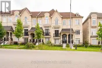 105 Grand Trunk Avenue, Vaughan (Patterson), Ontario L6A5B3, 3 Bedrooms Bedrooms, ,4 BathroomsBathrooms,All Houses,For Sale,Grand Trunk,N9295525