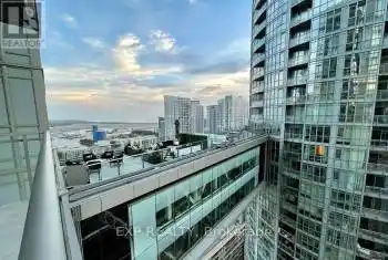 15 iceboat Terrace Unit# 3711, Toronto (Waterfront Communities), Ontario M5V4A5, 1 Bedroom Bedrooms, ,1 BathroomBathrooms,Condo,For Rent,iceboat,C9296503