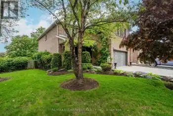 5592 Shillington Dr, Mississauga, Ontario L5R 3N4, 4 Bedrooms Bedrooms, 11 Rooms Rooms,4 BathroomsBathrooms,All Houses,Sold,Shillington,W9296793