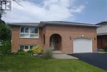 7 CANORA Court, Welland, Ontario L3C6H7, 4 Bedrooms Bedrooms, ,2 BathroomsBathrooms,All Houses,For Sale,CANORA,40606634