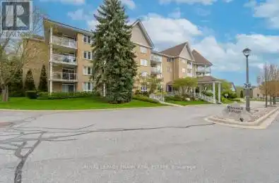 51 Boulevard Unit 405 Kawartha Lakes (Lindsay) Ontario K9V6E8