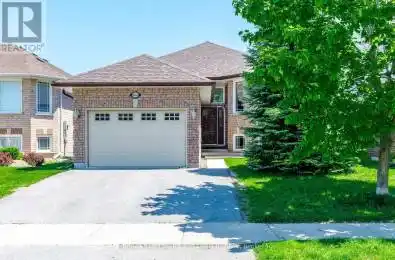 2484 Drive Peterborough (Monaghan) Ontario K9K2M3