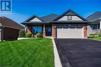 45 MCGUIRE Crescent, Tillsonburg, Ontario N4G4G8, 3 Bedrooms Bedrooms, ,3 BathroomsBathrooms,All Houses,For Sale,MCGUIRE,40640094