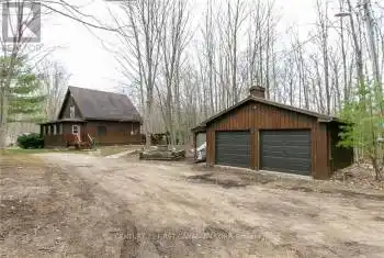 2096 Bruce Rd 9 Road, Northern Bruce Peninsula, Ontario N0H1W0, 3 Bedrooms Bedrooms, ,1 BathroomBathrooms,Commercial,For Sale,Bruce Rd 9,X9298175