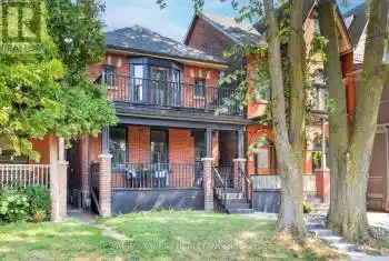 15 Cowan Ave, Toronto, Ontario M6K 2N1, 3 Bedrooms Bedrooms, 6 Rooms Rooms,2 BathroomsBathrooms,All Houses,Sold,Cowan,W9299059