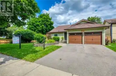 2362 Circle Burlington Ontario L7P3B3