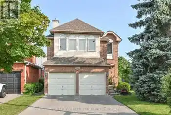 2564 Advent Crt, Mississauga, Ontario L5M 5L4, 4 Bedrooms Bedrooms, 10 Rooms Rooms,3 BathroomsBathrooms,All Houses,Sold,Advent,W9300759