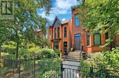 312 Street Toronto (Moss Park) Ontario M5A2X5