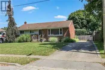 4970 DAVID Avenue, Niagara Falls (211 - Cherrywood), Ontario L2E5C8, 3 Bedrooms Bedrooms, ,1 BathroomBathrooms,All Houses,For Sale,DAVID,X9414420