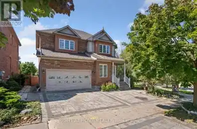 134 Hollandview Trail Aurora (Bayview Wellington) Ontario L4G7H2