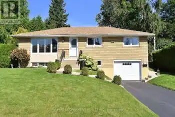 77 Hill Crest, Hamilton (Ancaster), Ontario L9G3A2, 3 Bedrooms Bedrooms, ,2 BathroomsBathrooms,All Houses,For Sale,Hill Crest,X9302008