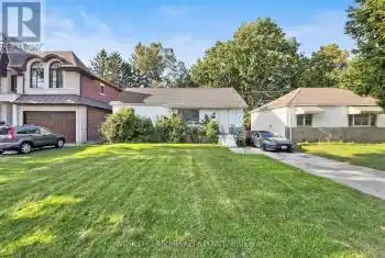 40 Grandview Avenue, Markham (Grandview), Ontario L3T1H2, 3 Bedrooms Bedrooms, ,1 BathroomBathrooms,All Houses,For Sale,Grandview,N9303007