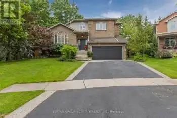 25 Silver Court, Hamilton (Waterdown), Ontario L8B0H9, 4 Bedrooms Bedrooms, ,3 BathroomsBathrooms,All Houses,For Sale,Silver,X9303309