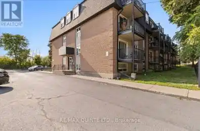 25 Street Unit 404 Belleville Ontario K8P2E3