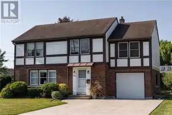 7967 SARAH Street, Niagara Falls (223 - Chippawa), Ontario L2G6T7, 4 Bedrooms Bedrooms, ,2 BathroomsBathrooms,All Houses,For Sale,SARAH,X9413603