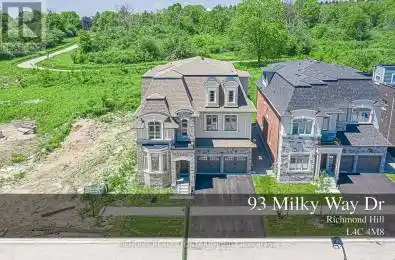 93 Drive Richmond Hill (Observatory) Ontario L4C4M8