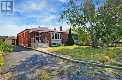 35 Farrell Avenue Toronto (Willowdale West) Ontario M2R1C7