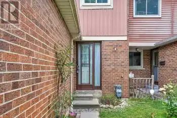 45 Trott Square, Toronto (Malvern), Ontario M1B1V9, 3 Bedrooms Bedrooms, ,2 BathroomsBathrooms,All Houses,For Sale,Trott,E9306002