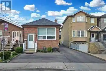 235 Chambers Ave, Toronto, Ontario M6M 3L4, 2 Bedrooms Bedrooms, 5 Rooms Rooms,2 BathroomsBathrooms,All Houses,Sold,Chambers,W8471692