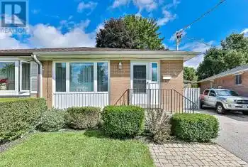 267 Silverbirch Drive, Newmarket (Bristol-London), Ontario L3Y2Z6, 5 Bedrooms Bedrooms, ,2 BathroomsBathrooms,All Houses,For Sale,Silverbirch,N9307433