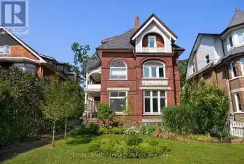 178 High Park Avenue Unit# 4, Toronto (High Park North), Ontario M6P2S4, 3 Bedrooms Bedrooms, ,1 BathroomBathrooms,All Houses,For Rent,High Park,W9308312