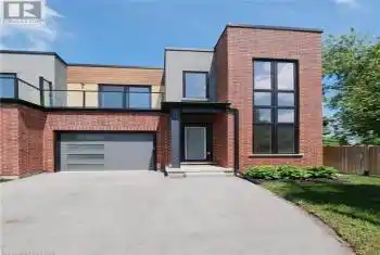 1465 STATION Street Unit# 13, Fonthill, Ontario L0S1E0, 2 Bedrooms Bedrooms, ,3 BathroomsBathrooms,All Houses,For Sale,STATION,40644084