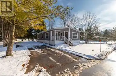 66 SUSSEX Square Georgian Bluffs Ontario N0H1G0