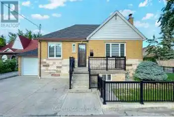 581 Oakwood Ave, Toronto, Ontario M6E 2X7, 2 Bedrooms Bedrooms, 4 Rooms Rooms,2 BathroomsBathrooms,All Houses,Sold,Oakwood,C9309402