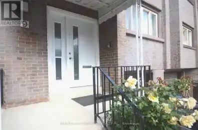 9 Candy Courtway Unit# 14 Toronto (Newtonbrook West) Ontario M2R2Y7