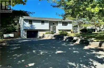 84 Crescent Greater Napanee Ontario K7R3L2