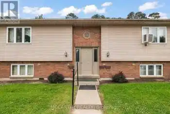 50 Third St. Street Unit# H, Orangeville, Ontario L9W3B1, 8 Bedrooms Bedrooms, ,4 BathroomsBathrooms,All Houses,For Sale,Third St.,W9343745