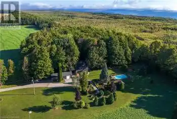 330393 GEORGIAN RANGE Road, Georgian Bluffs, Ontario N0H1S0, 2 Bedrooms Bedrooms, ,3 BathroomsBathrooms,All Houses,For Sale,GEORGIAN RANGE,40644490