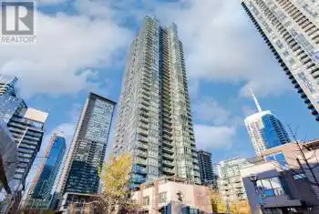 15 Fort York Boulevard Unit# PH05, Toronto (Waterfront Communities), Ontario M5V3Y4, 3 Bedrooms Bedrooms, ,3 BathroomsBathrooms,Condo,For Rent,Fort York,C9345847