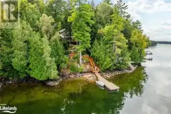 1043 BULLFROG BAY Drive, Haliburton, Ontario K0M1S0, 3 Bedrooms Bedrooms, ,1 BathroomBathrooms,All Houses,For Sale,BULLFROG BAY,40645620