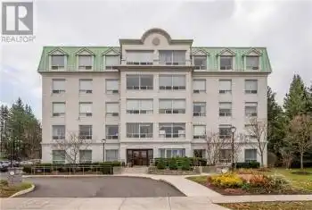 405 ERB Street Unit# 101, Waterloo, Ontario N2L1W7, 1 Bedroom Bedrooms, ,1 BathroomBathrooms,Condo,For Sale,ERB,40646356