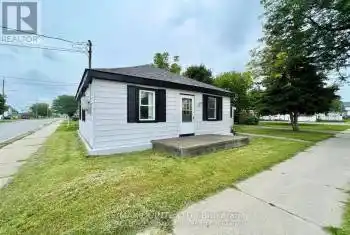 65 St Paul Street, Belleville, Ontario K8N1A9, 4 Bedrooms Bedrooms, ,1 BathroomBathrooms,All Houses,For Rent,St Paul,X9346845