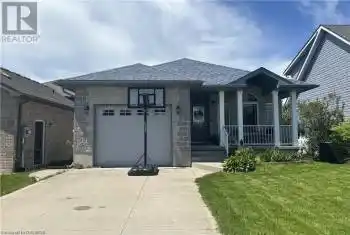 638 KENNARD Crescent, Kincardine, Ontario N2Z1T4, 4 Bedrooms Bedrooms, ,2 BathroomsBathrooms,All Houses,For Sale,KENNARD,40646530