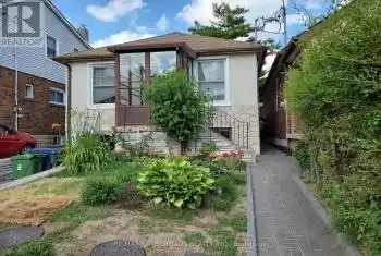 33 Branstone Road Unit# -Main, Toronto (Caledonia-Fairbank), Ontario M6E4E3, 3 Bedrooms Bedrooms, ,1 BathroomBathrooms,All Houses,For Rent,Branstone,W9347527