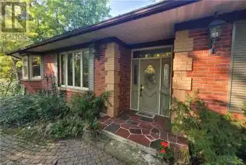 2007 VICTORIA Road, Guelph, Ontario N1L1E8, 3 Bedrooms Bedrooms, ,3 BathroomsBathrooms,All Houses,For Rent,VICTORIA,40646600