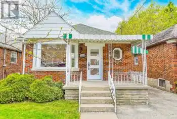 1360 Woodbine Avenue, Toronto (East York), Ontario M4C4G5, 3 Bedrooms Bedrooms, ,2 BathroomsBathrooms,All Houses,For Sale,Woodbine,E9347872