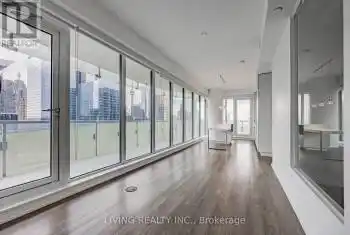 197 Yonge St Unit# 2209, Toronto, Ontario M5B 0C1, 3 Bedrooms Bedrooms, 6 Rooms Rooms,2 BathroomsBathrooms,Condo,Sold,Yonge,C9348333