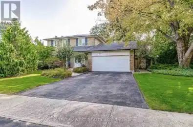 1296 Drive Mississauga (Lorne Park) Ontario L5H3V4