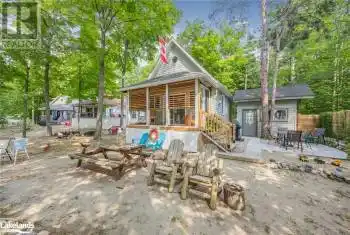 739 15 Concession Unit# 8, Tiny, Ontario L9M0H7, 2 Bedrooms Bedrooms, ,1 BathroomBathrooms,All Houses,For Sale,15,40646654