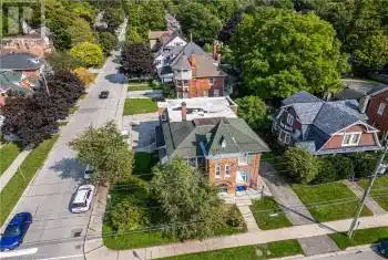 895 4TH Avenue Unit# 895, Owen Sound, Ontario N4K2N8, 8 Bedrooms Bedrooms, ,6 BathroomsBathrooms,All Houses,For Sale,4TH,40645088